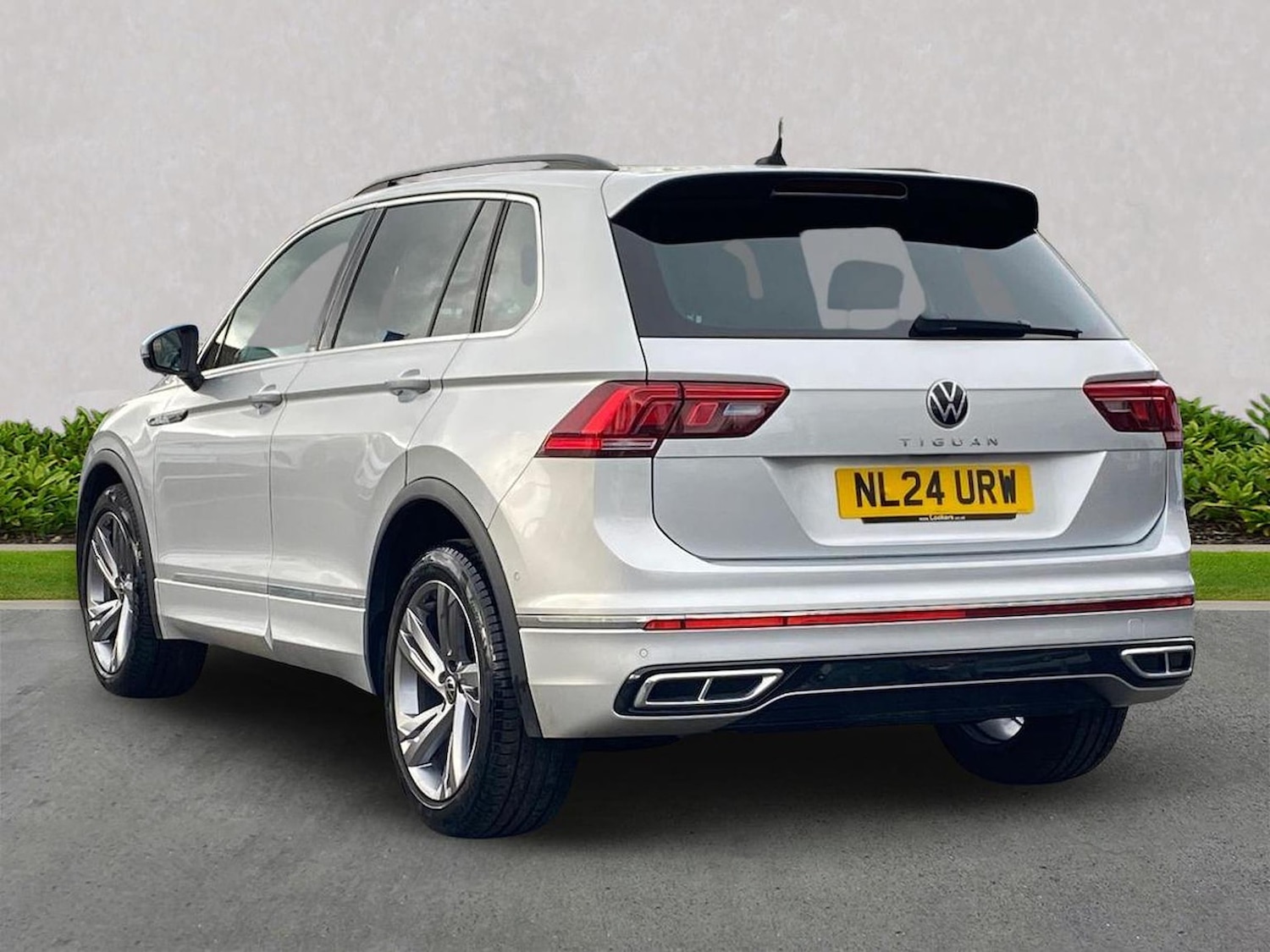 Used Volkswagen Tiguan 2024 for sale - 78194887: Photo 2