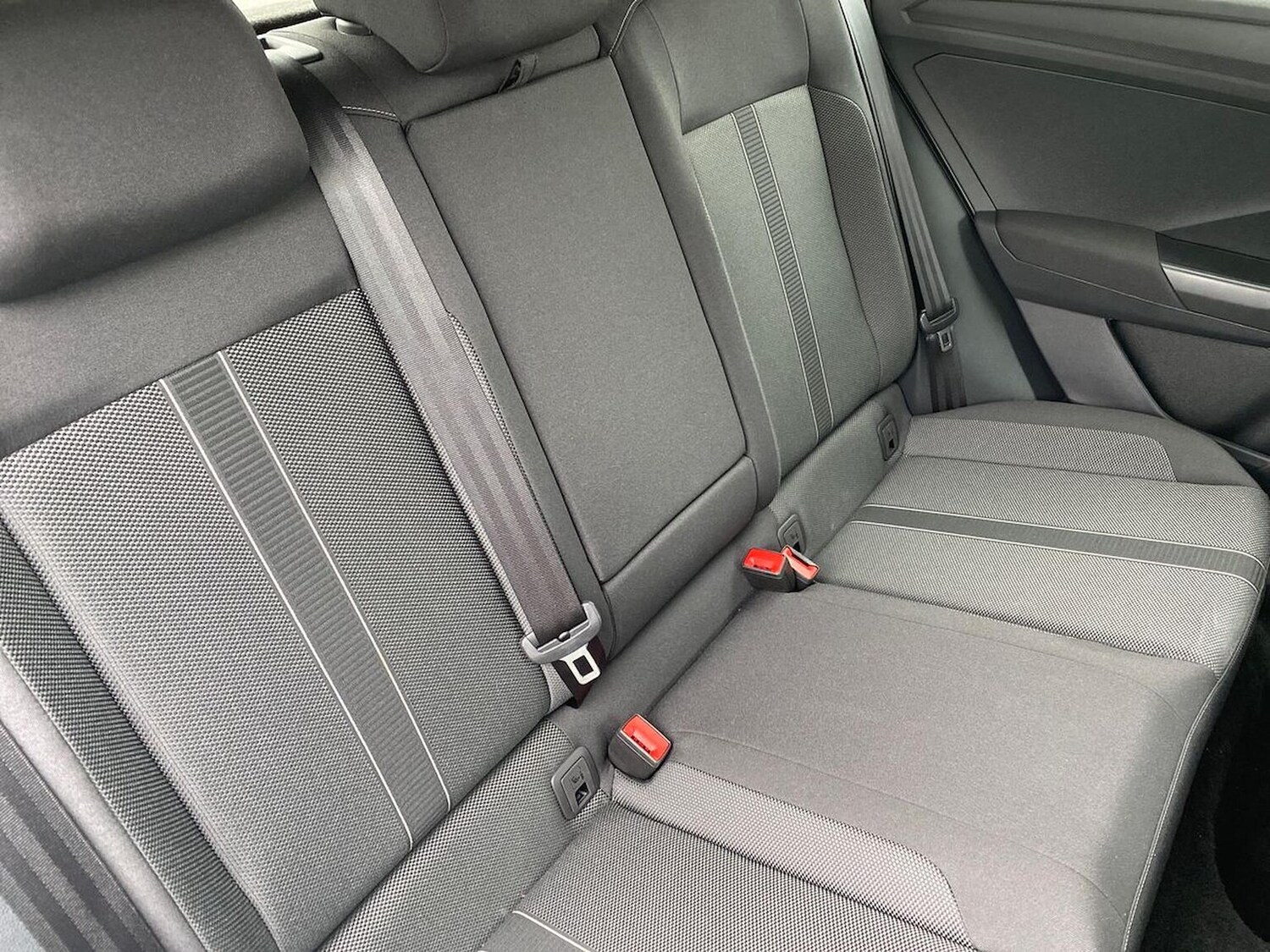 Used Volkswagen T-Roc 2025 for sale - 76157301: Photo 16