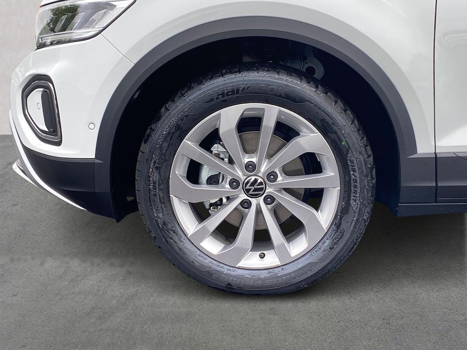 Used Volkswagen T-Roc 2025 for sale - 76157301: Photo 6