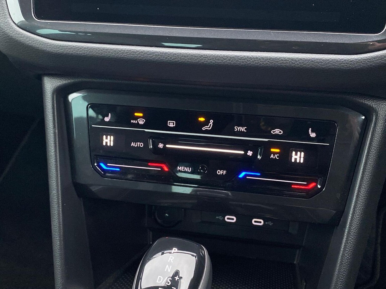 Used Volkswagen Tiguan 2023 for sale - 76885045: Photo 12