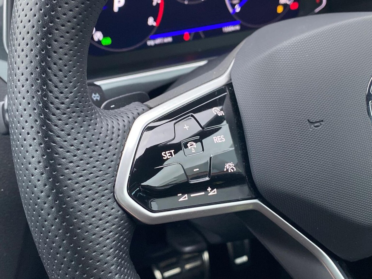 Used Volkswagen Tiguan 2023 for sale - 76885045: Photo 26