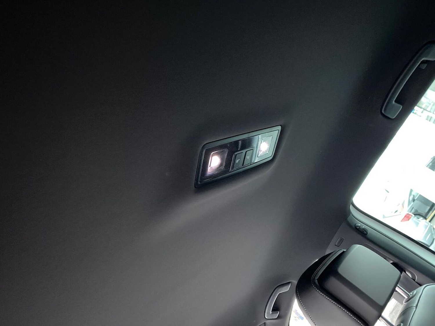 Used Volkswagen Tiguan 2023 for sale - 76885045: Photo 31