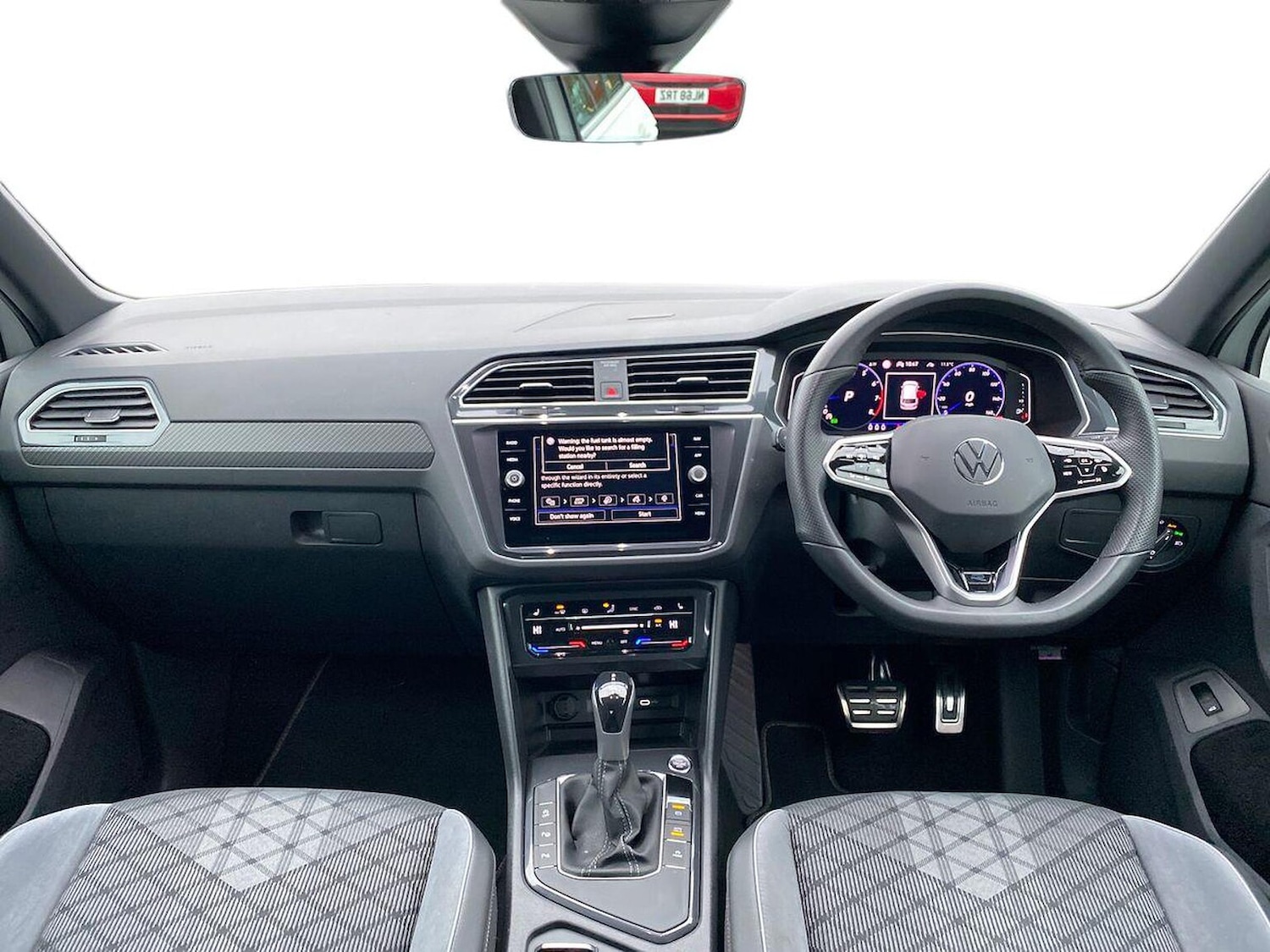 Used Volkswagen Tiguan 2023 for sale - 76885045: Photo 8