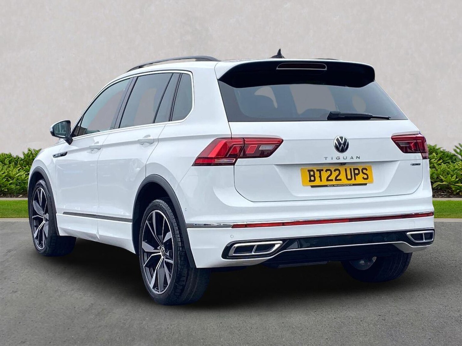 Used Volkswagen Tiguan 2022 for sale - 76177189: Photo 2