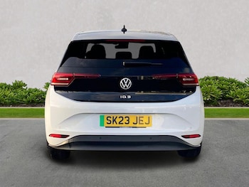 Used Volkswagen ID.3 2023 for sale - 76951214: Photo