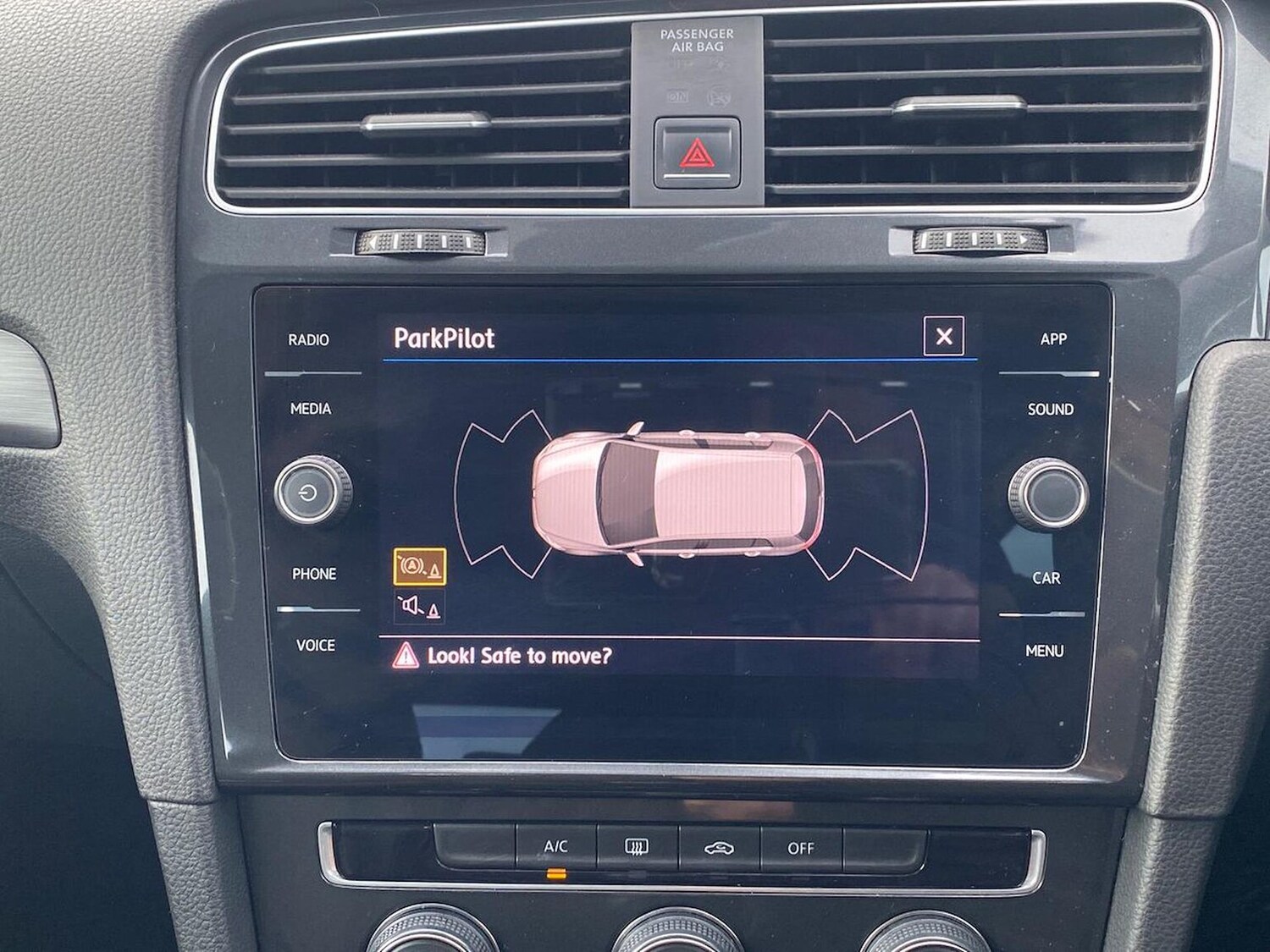 Used Volkswagen Golf 2018 for sale - 78195201: Photo 23