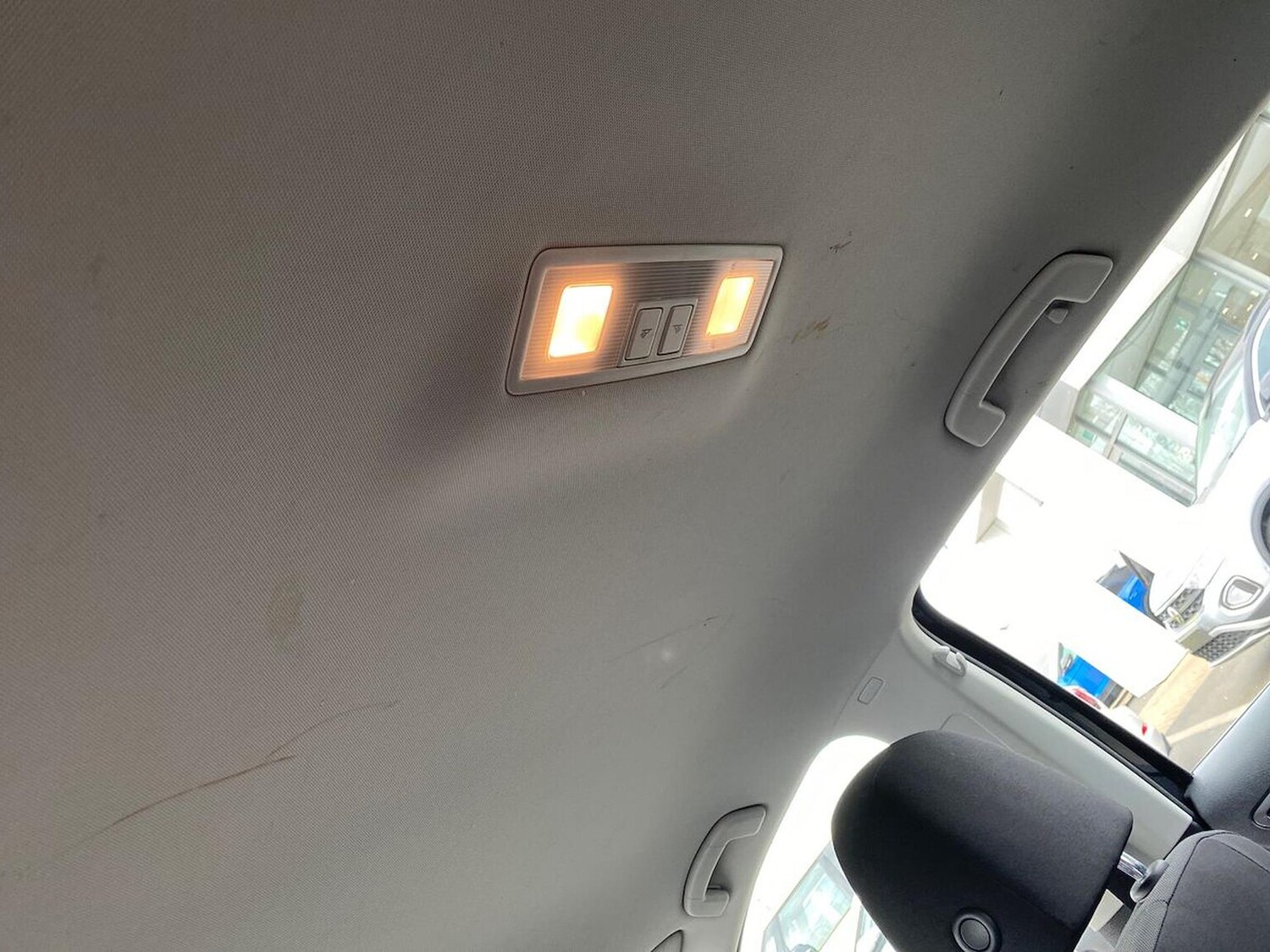 Used Volkswagen Golf 2018 for sale - 78195201: Photo 30