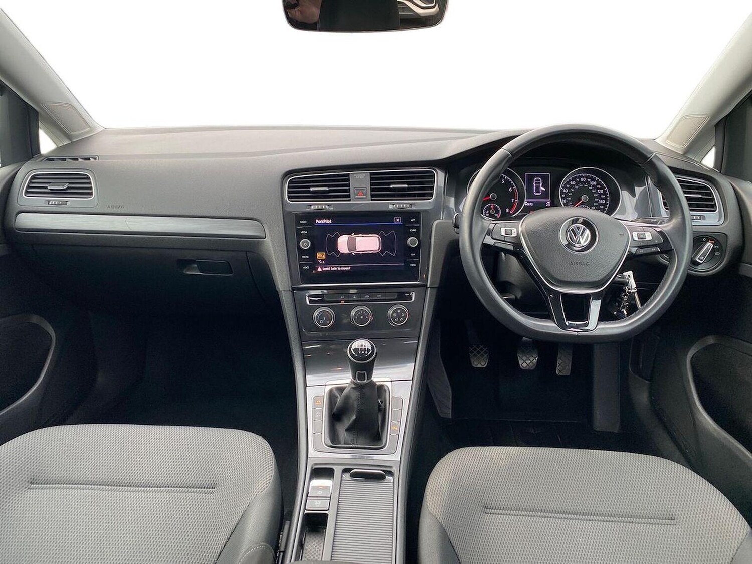 Used Volkswagen Golf 2018 for sale - 78195201: Photo 8