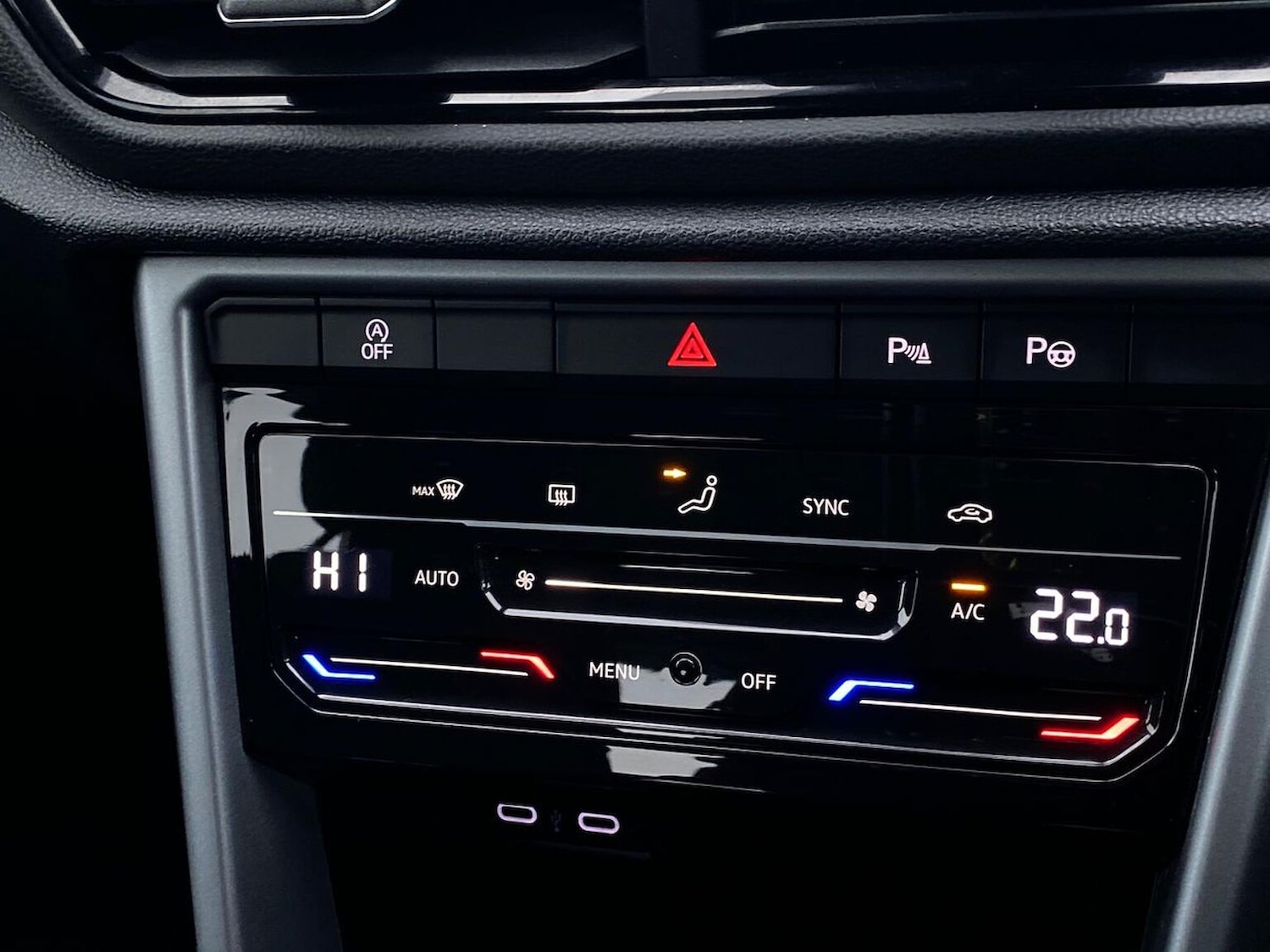 Used Volkswagen T-Roc 2022 for sale - 76785242: Photo 12