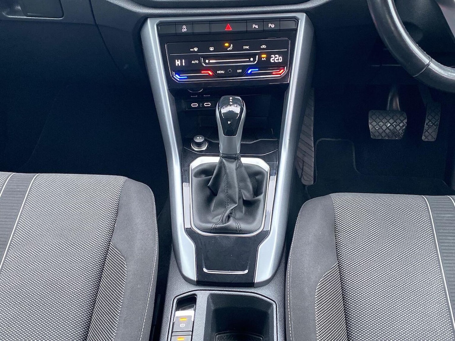 Used Volkswagen T-Roc 2022 for sale - 76785242: Photo 13