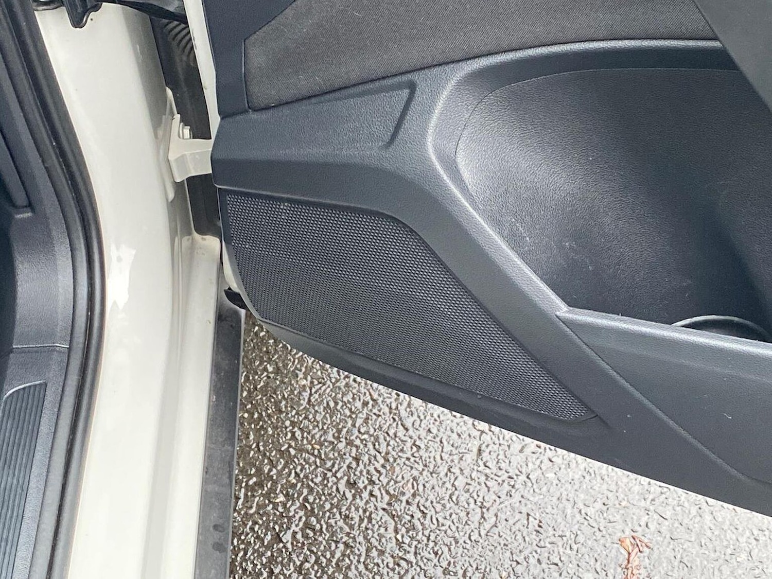 Used Volkswagen T-Roc 2022 for sale - 76785242: Photo 29