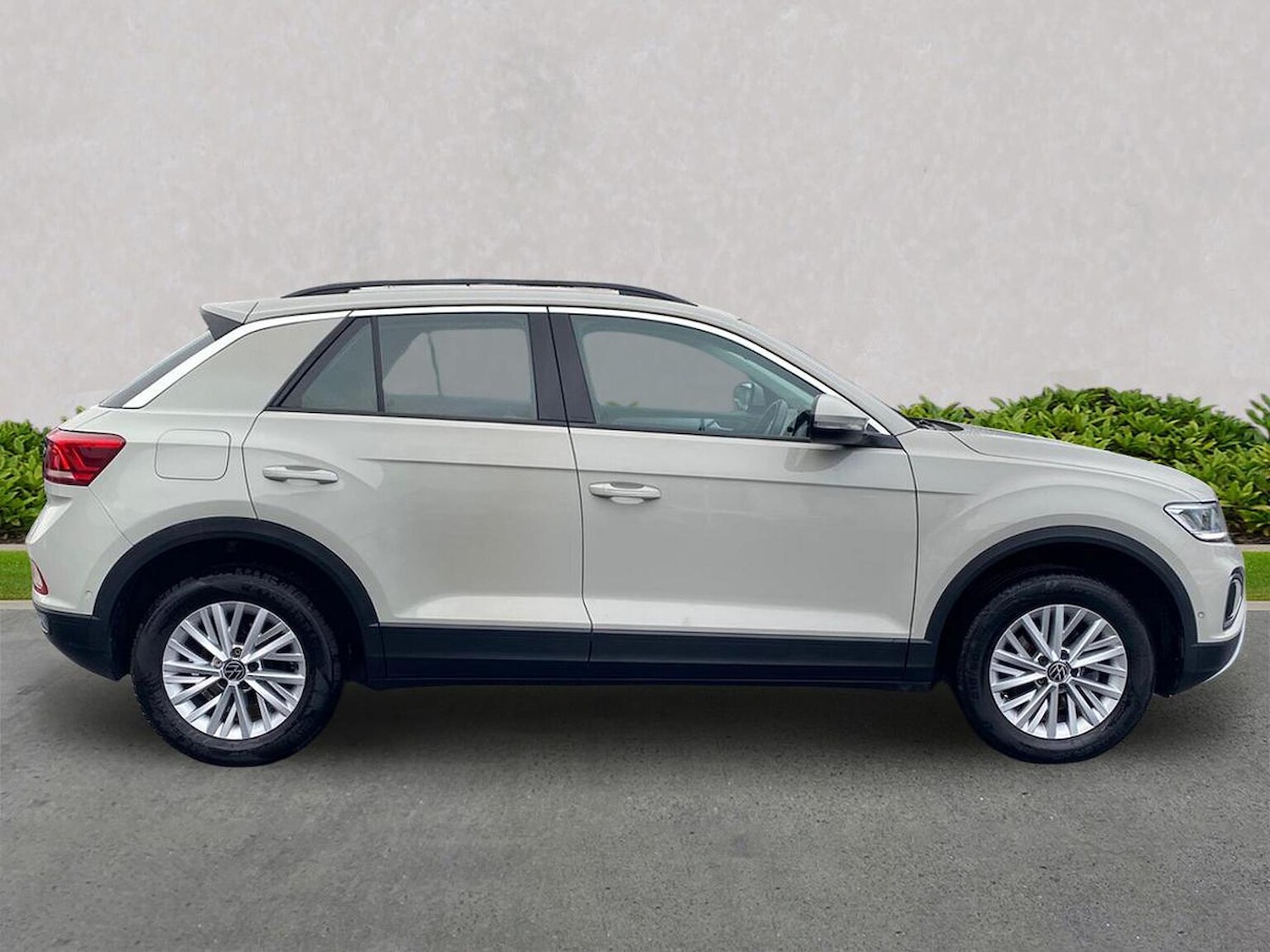 Used Volkswagen T-Roc 2022 for sale - 76785242: Photo 3