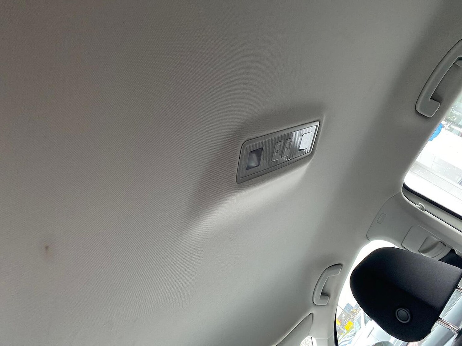 Used Volkswagen T-Roc 2022 for sale - 76785242: Photo 30