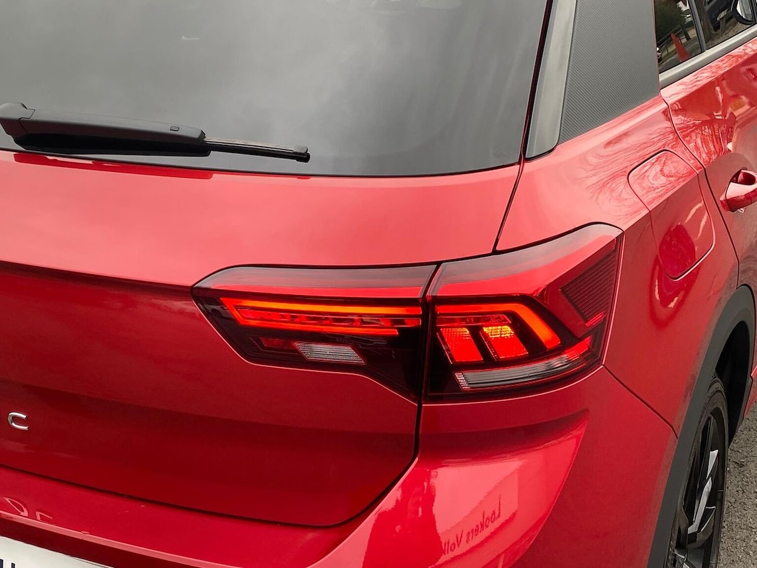 Used Volkswagen T-Roc 2024 for sale - 76504996: Photo 35