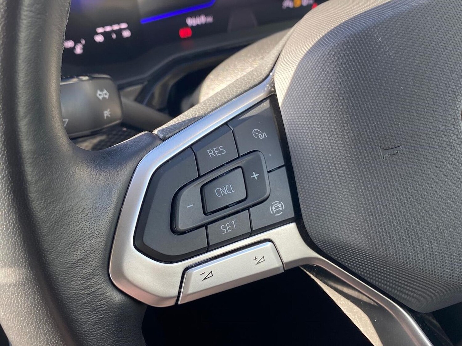 Used Volkswagen Polo 2023 for sale - 78194892: Photo 25