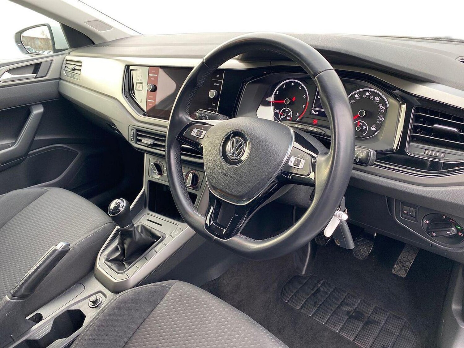 Used Volkswagen Polo 2019 for sale - 76628218: Photo 15