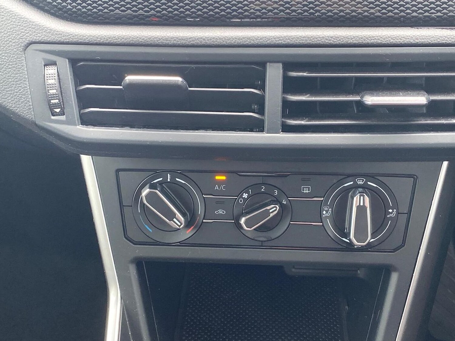 Used Volkswagen Polo 2024 for sale - 78194731: Photo 12