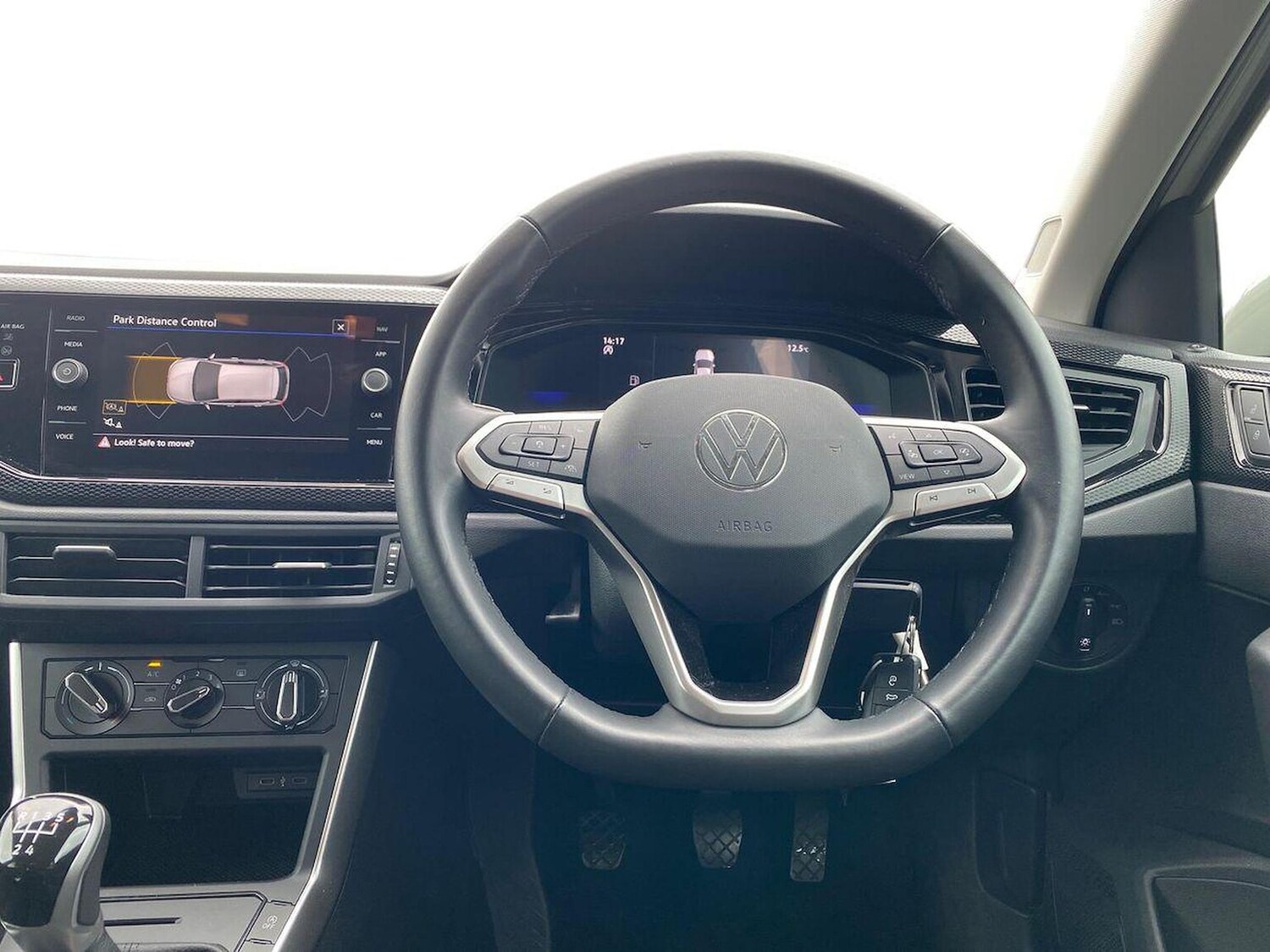 Used Volkswagen Polo 2024 for sale - 78194731: Photo 9