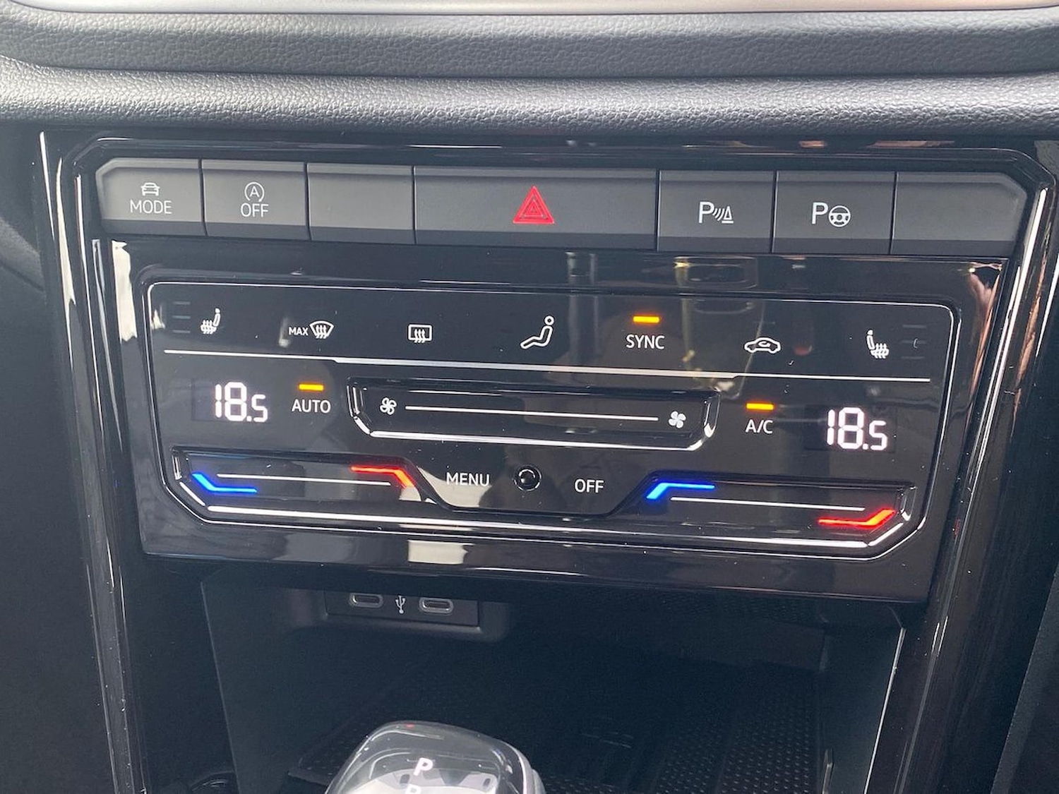 Used Volkswagen T-Roc 2025 for sale - 76492373: Photo 12