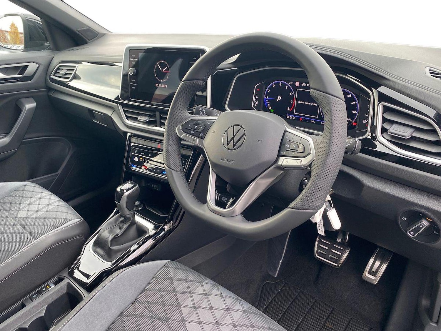 Used Volkswagen T-Roc 2025 for sale - 76492373: Photo 15