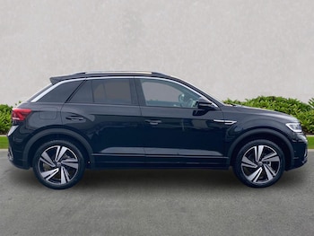 Used Volkswagen T-Roc 2025 for sale - 76492373: Photo