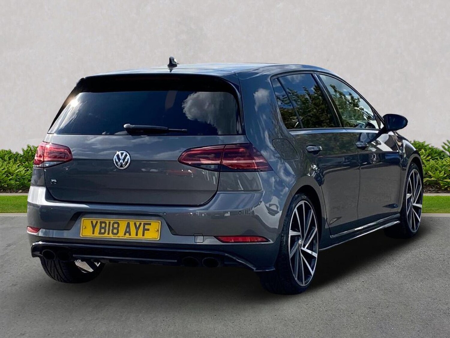 Used Volkswagen Golf 2018 for sale - 76017890: Photo 18