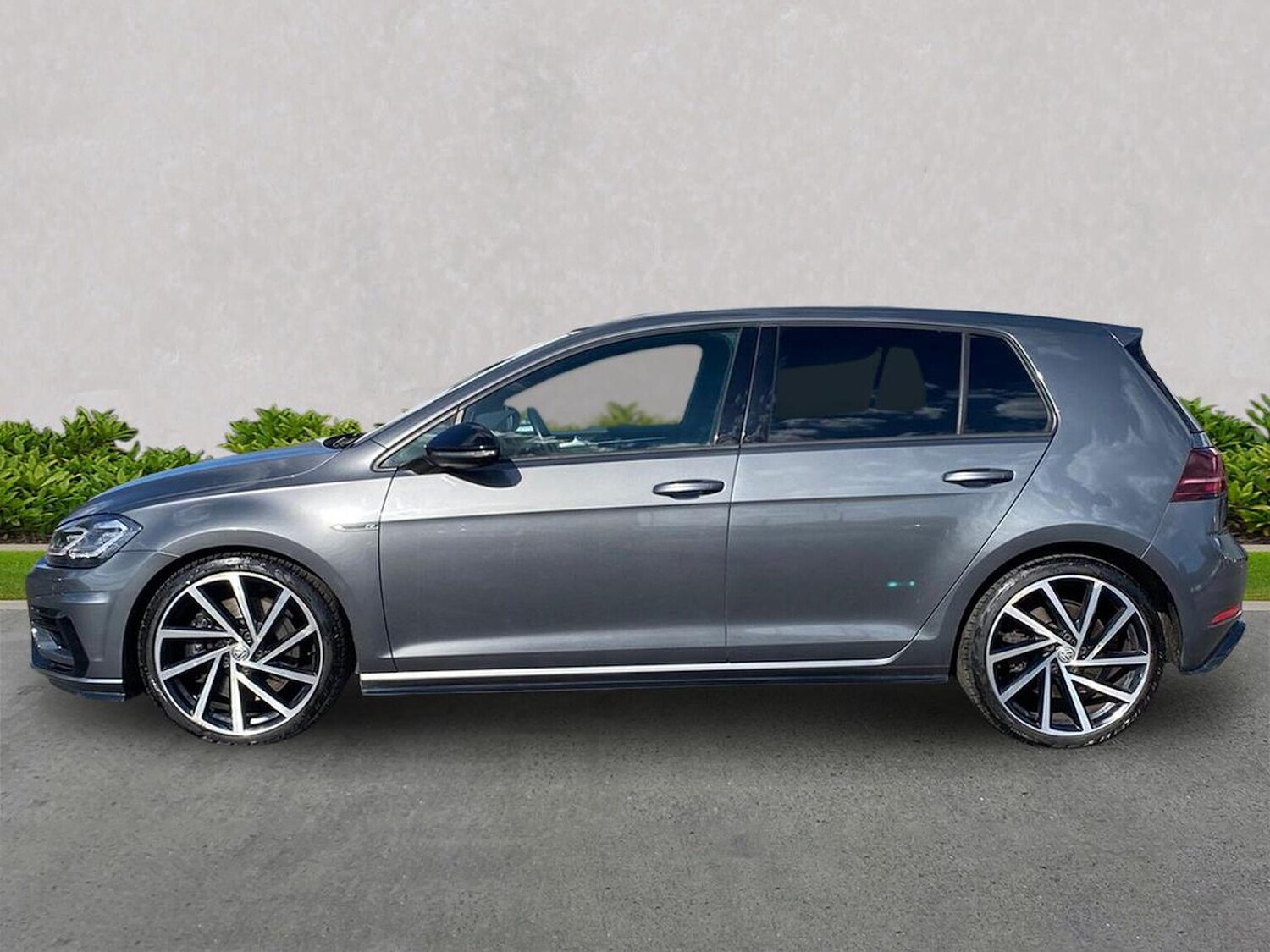 Used Volkswagen Golf 2018 for sale - 76017890: Photo 19