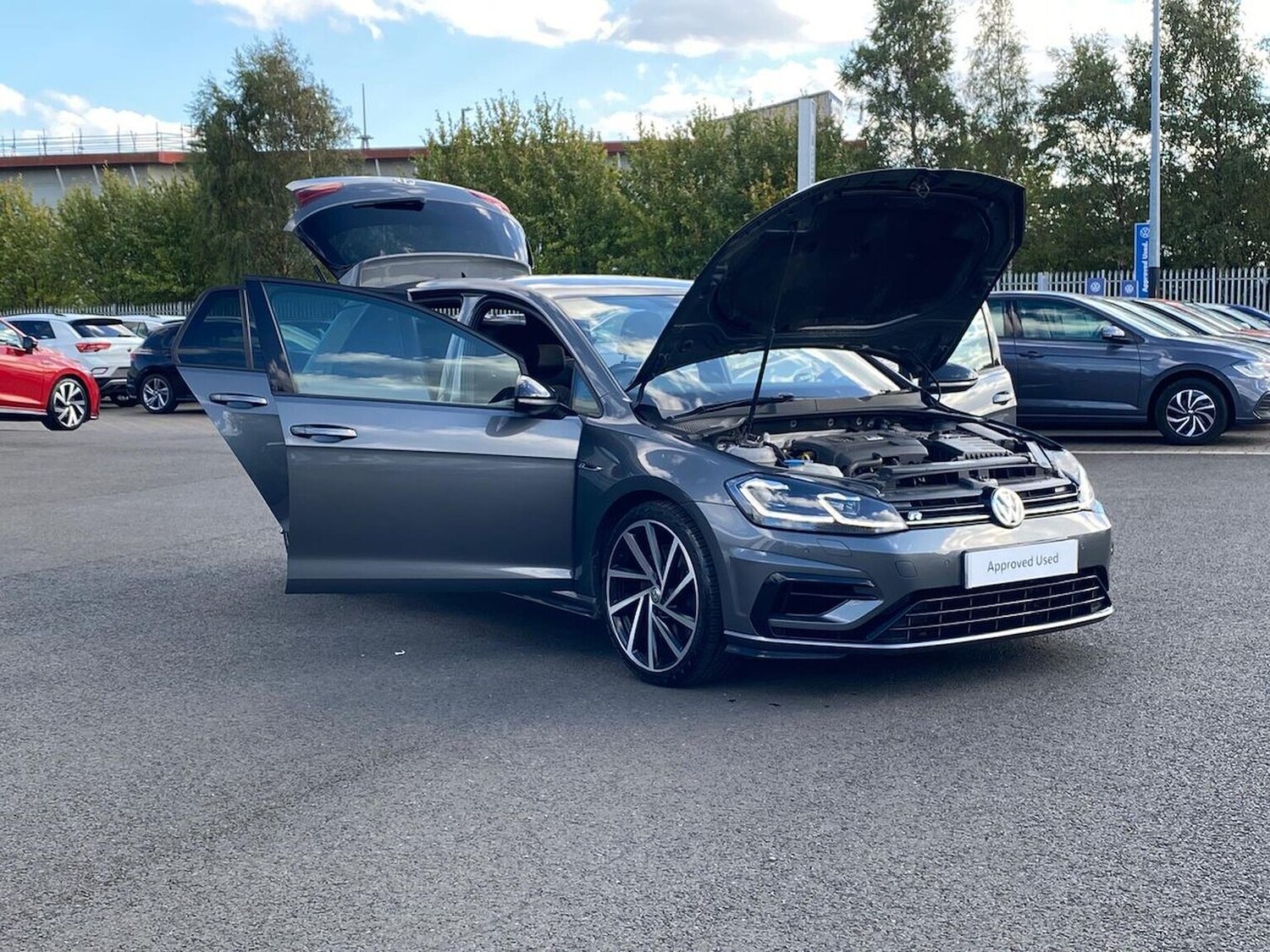 Used Volkswagen Golf 2018 for sale - 76017890: Photo 39