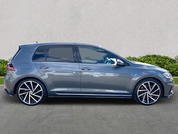 Used Volkswagen Golf 2018 for sale - 76017890: Photo 3