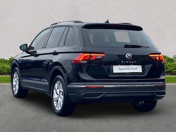 Used Volkswagen Tiguan 2021 for sale - 77872093: Photo
