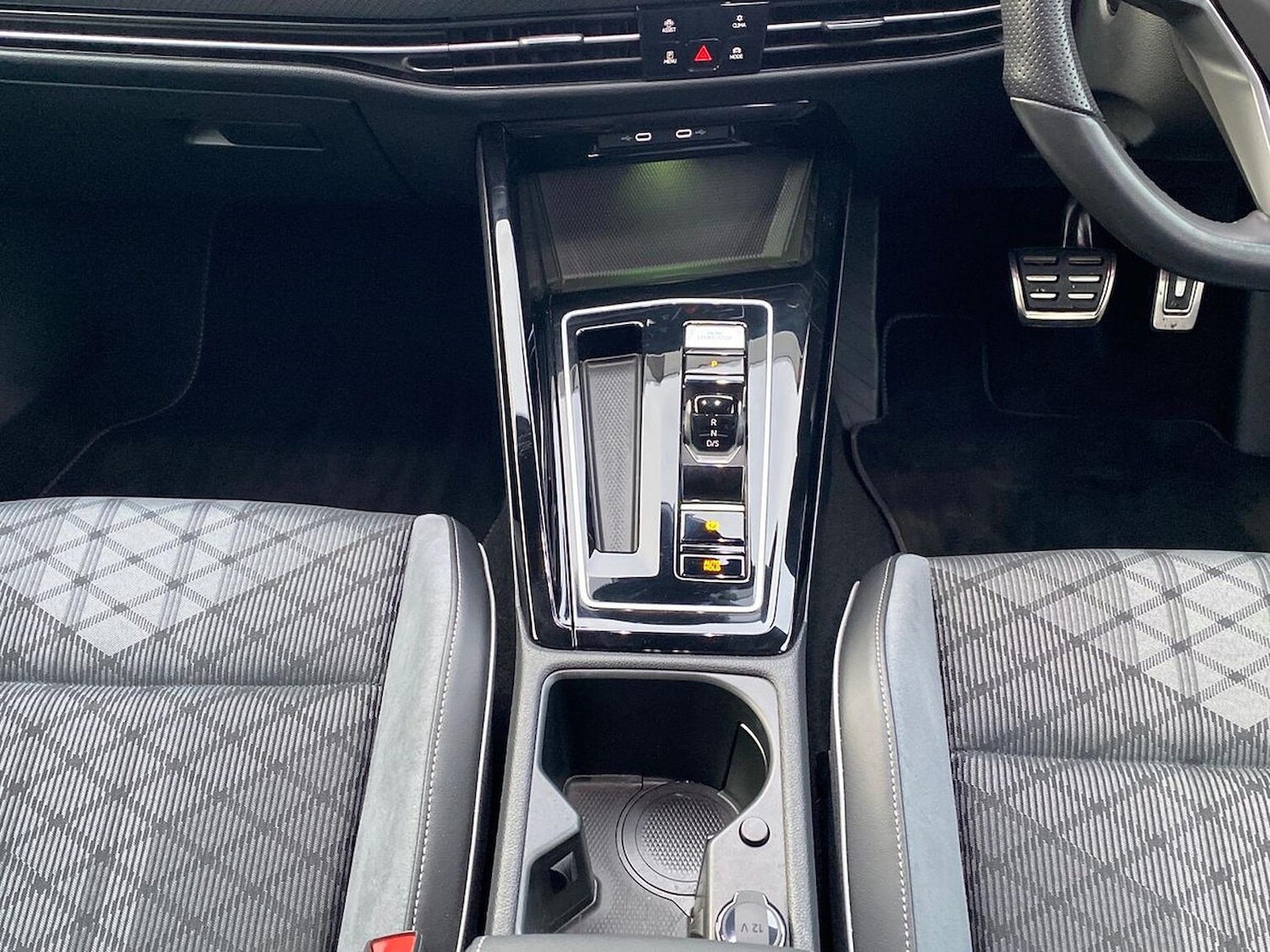 Used Volkswagen Golf 2024 for sale - 77065768: Photo 13