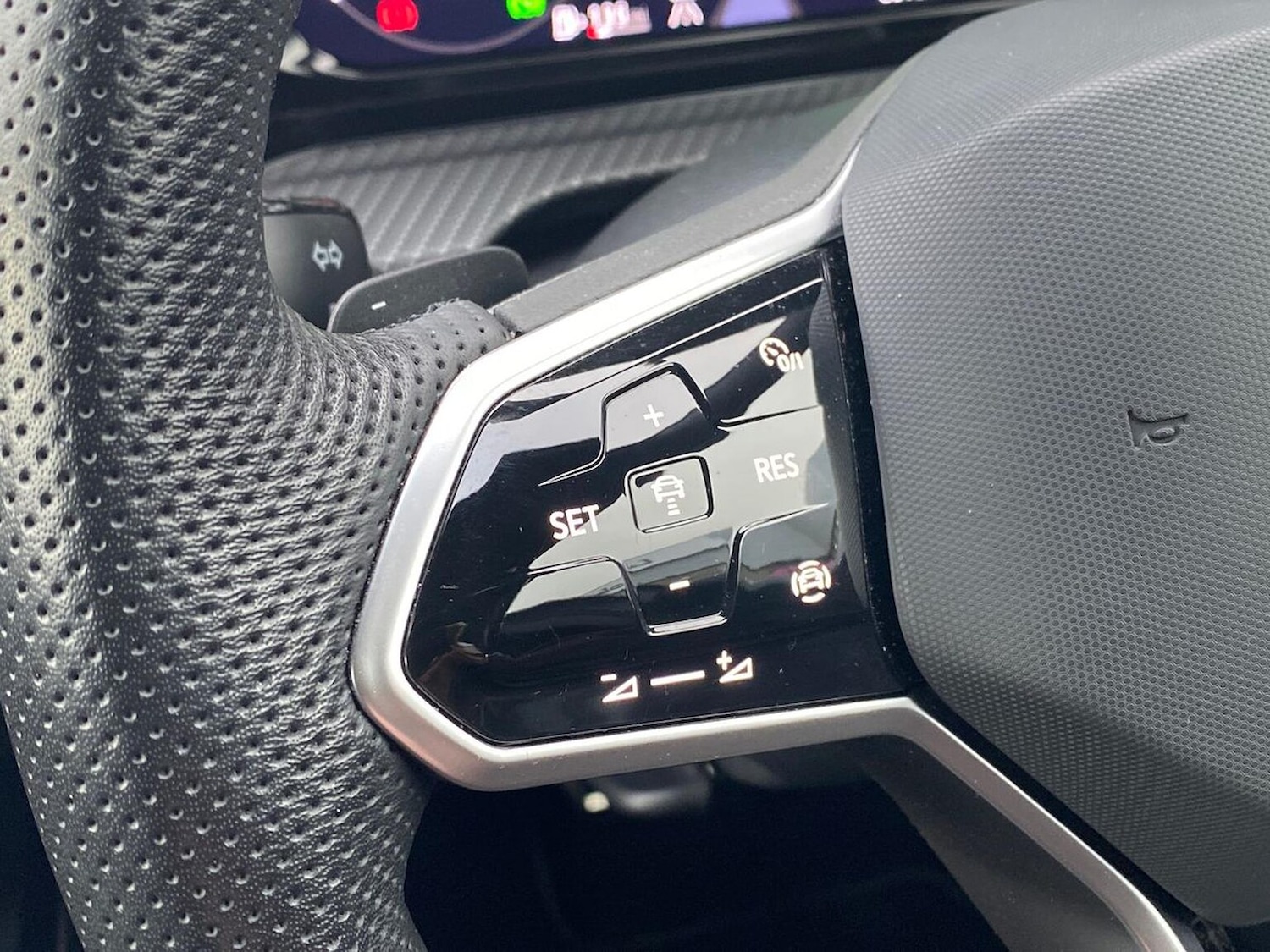 Used Volkswagen Golf 2024 for sale - 77065768: Photo 26