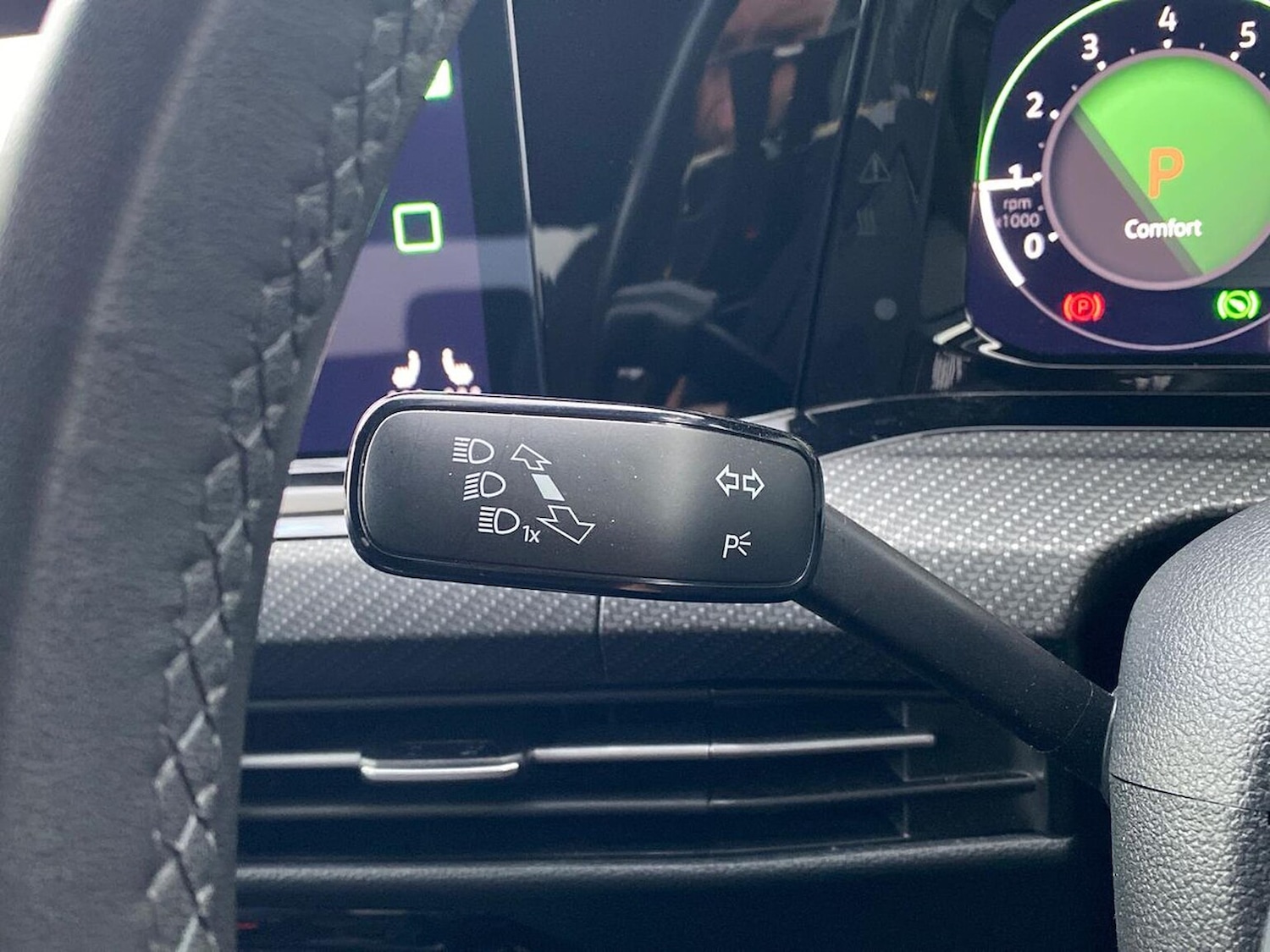 Used Volkswagen Golf 2024 for sale - 77065768: Photo 28