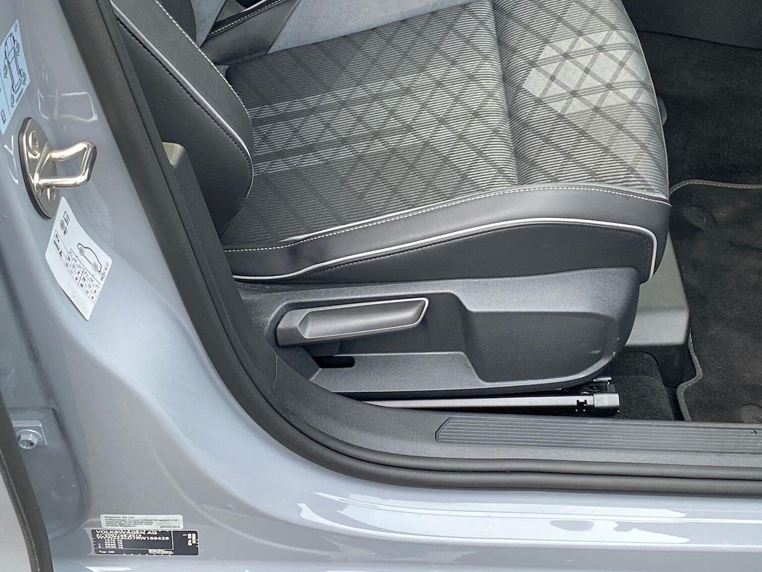 Used Volkswagen Golf 2024 for sale - 77065768: Photo 29