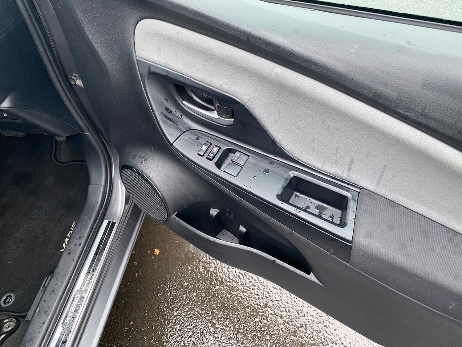 Used Toyota Yaris 2019 for sale - 76541803: Photo 21