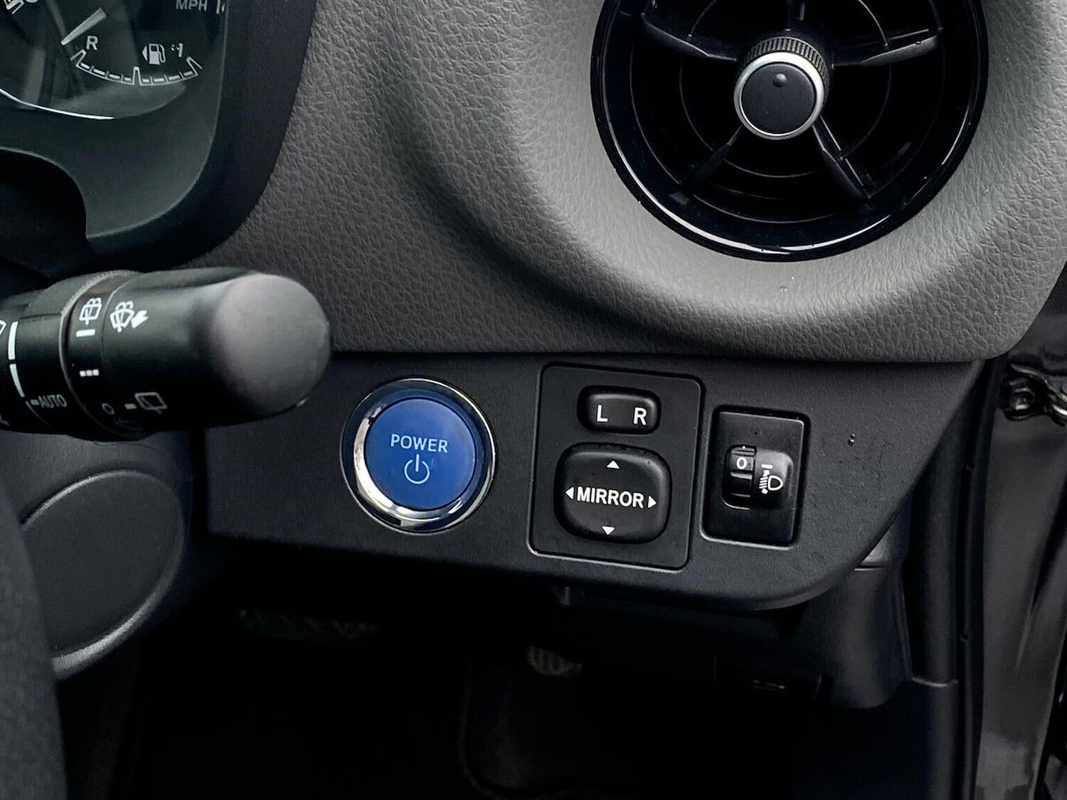 Used Toyota Yaris 2019 for sale - 76541803: Photo 22