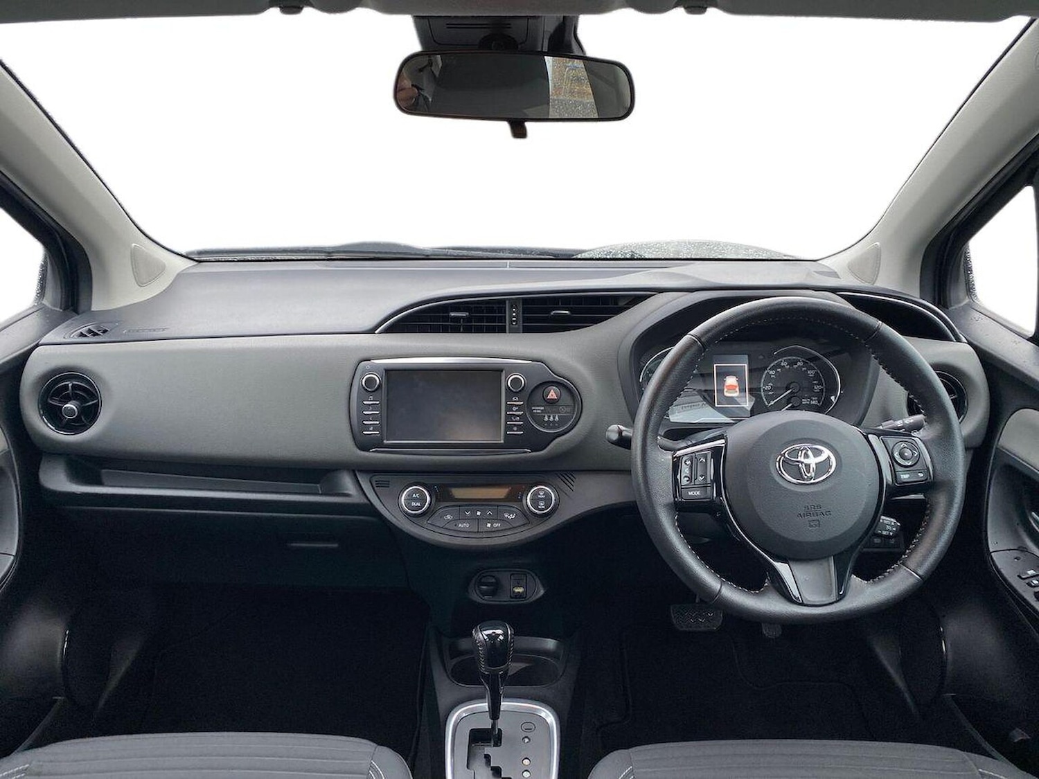 Used Toyota Yaris 2019 for sale - 76541803: Photo 8