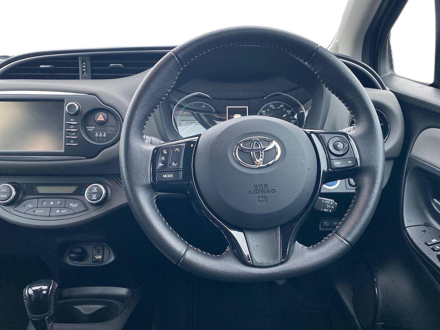 Used Toyota Yaris 2019 for sale - 76541803: Photo 9