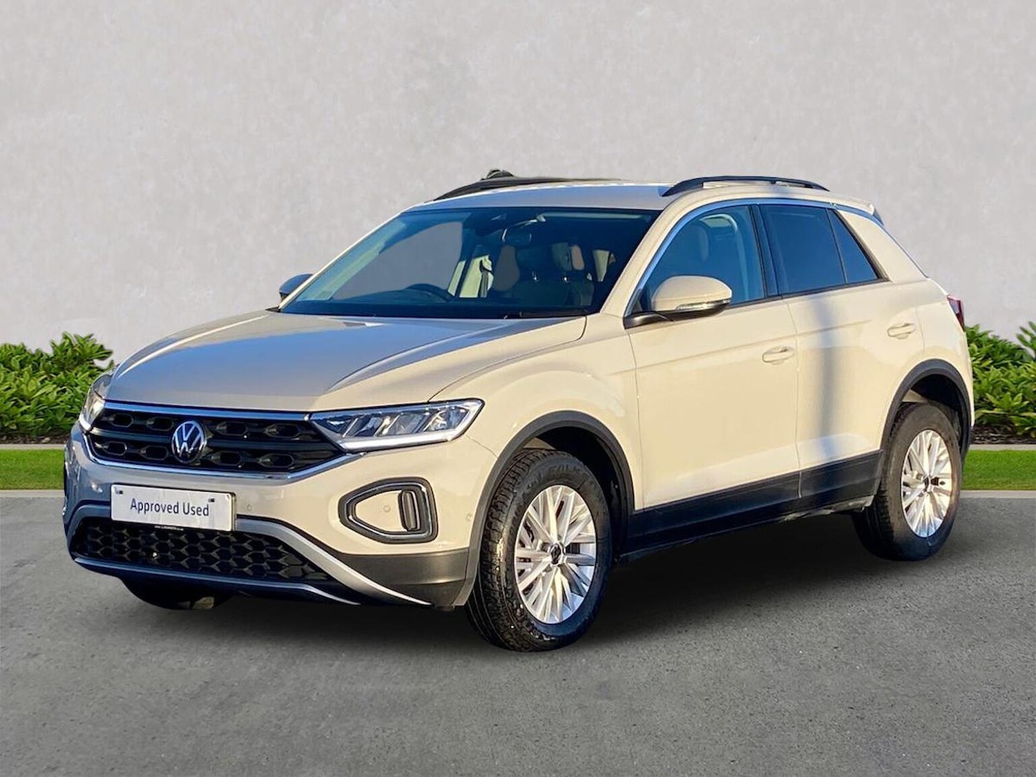 Used Volkswagen T-Roc 2024 for sale - 76785230: Photo 20