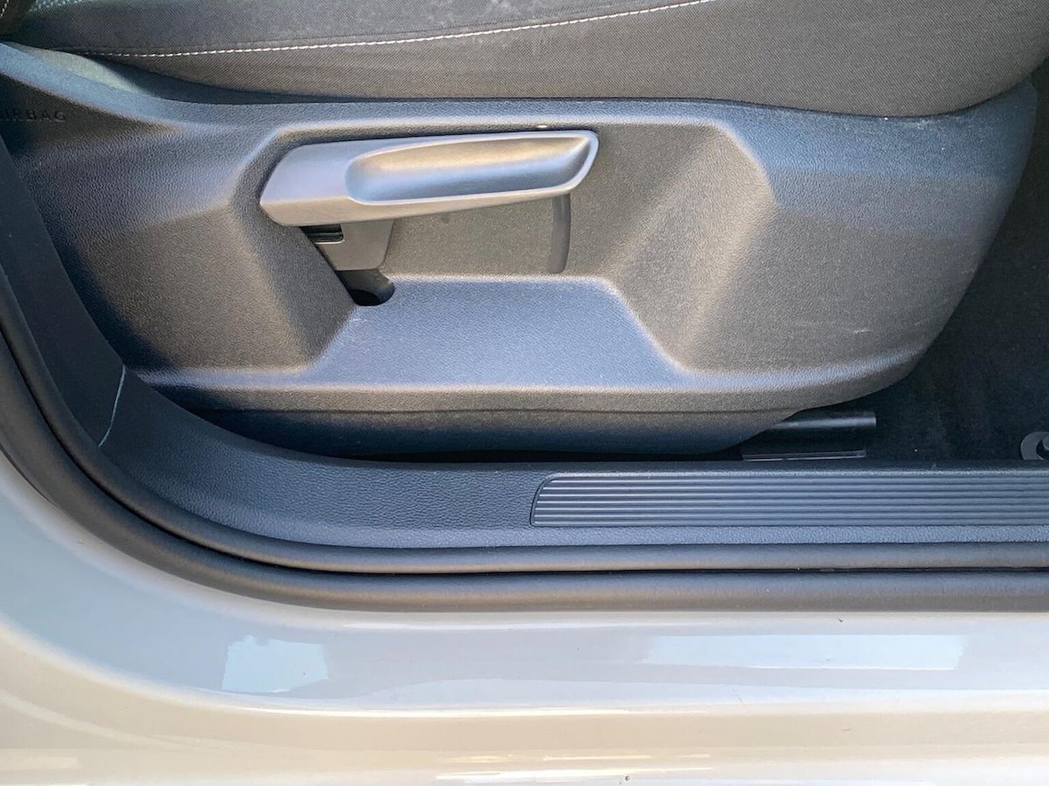 Used Volkswagen T-Roc 2024 for sale - 76785230: Photo 28