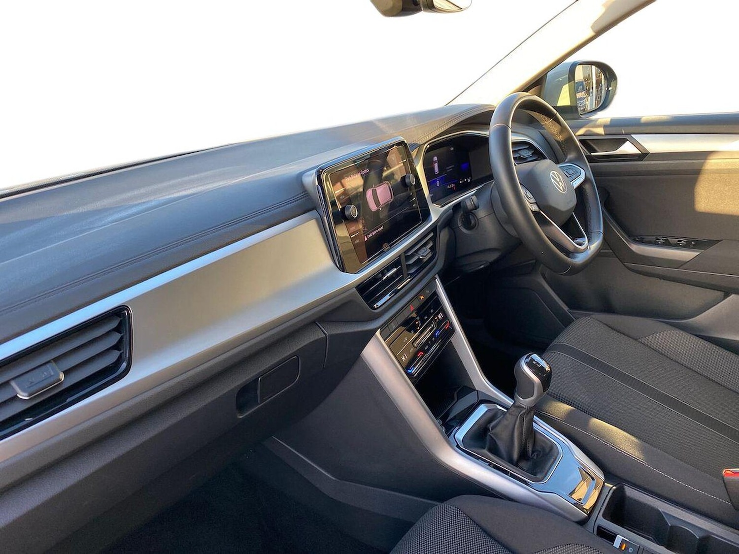 Used Volkswagen T-Roc 2024 for sale - 76785230: Photo 7