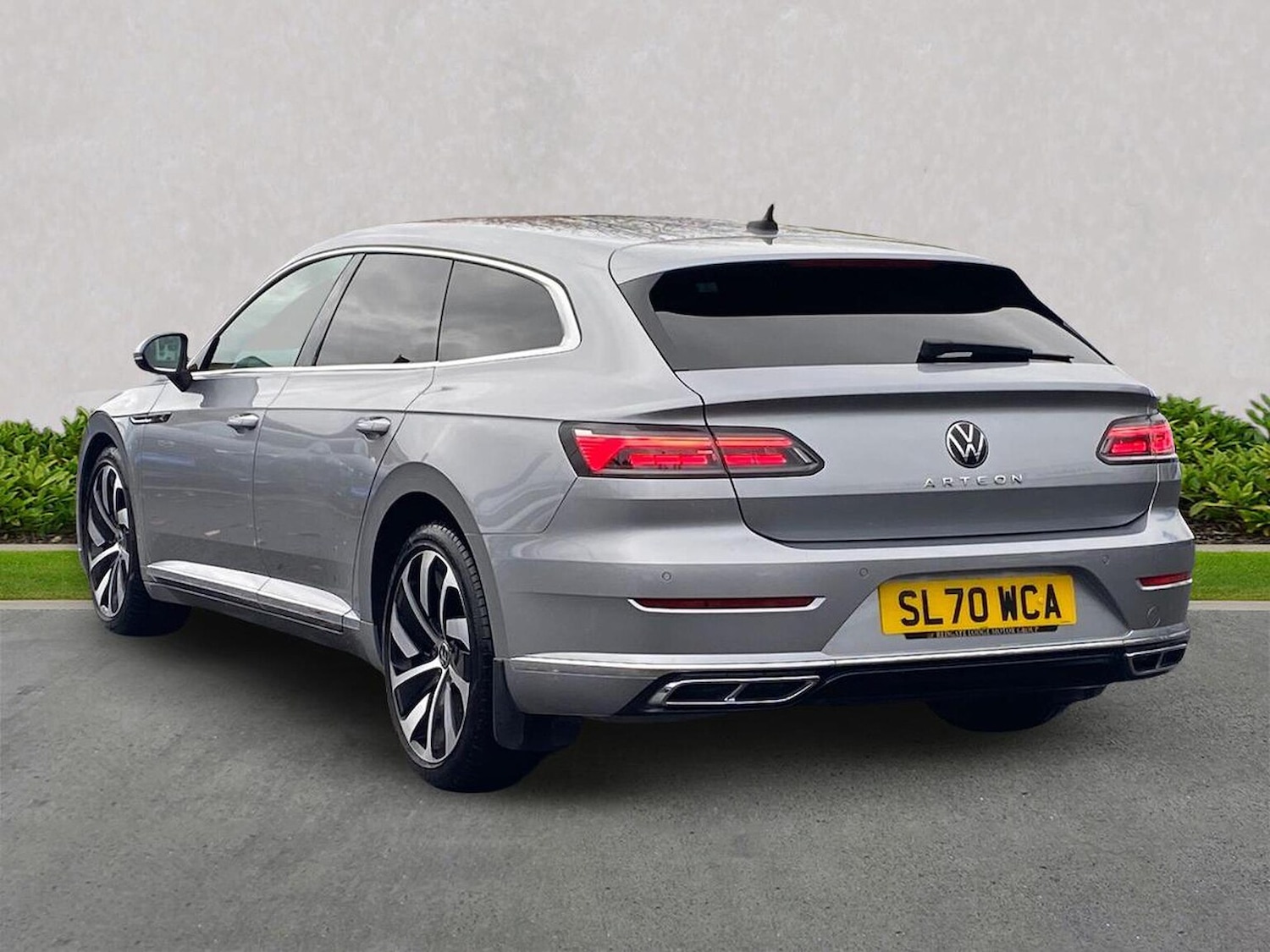 Used Volkswagen Arteon 2020 for sale - 76490625: Photo 2