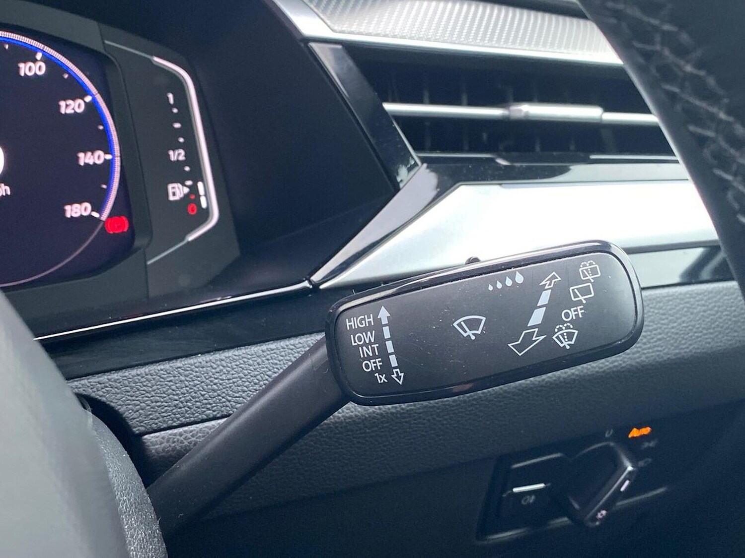 Used Volkswagen Arteon 2020 for sale - 76490625: Photo 27