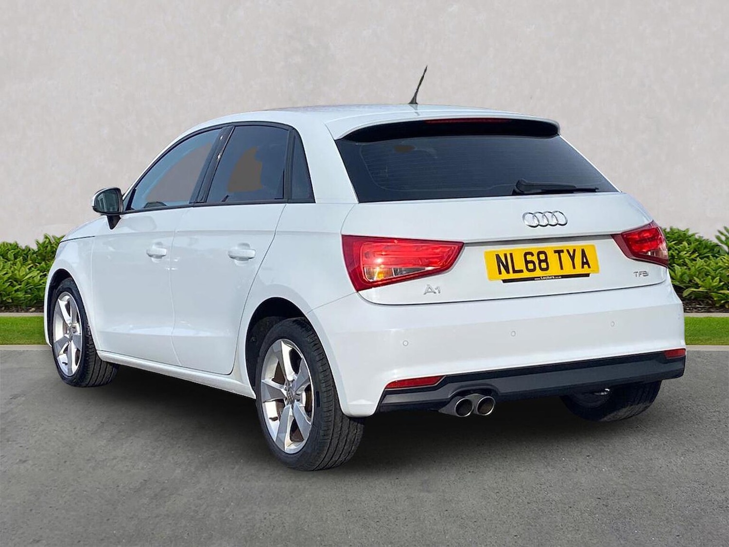 Used Audi A1 2018 for sale - 76369124: Photo 2