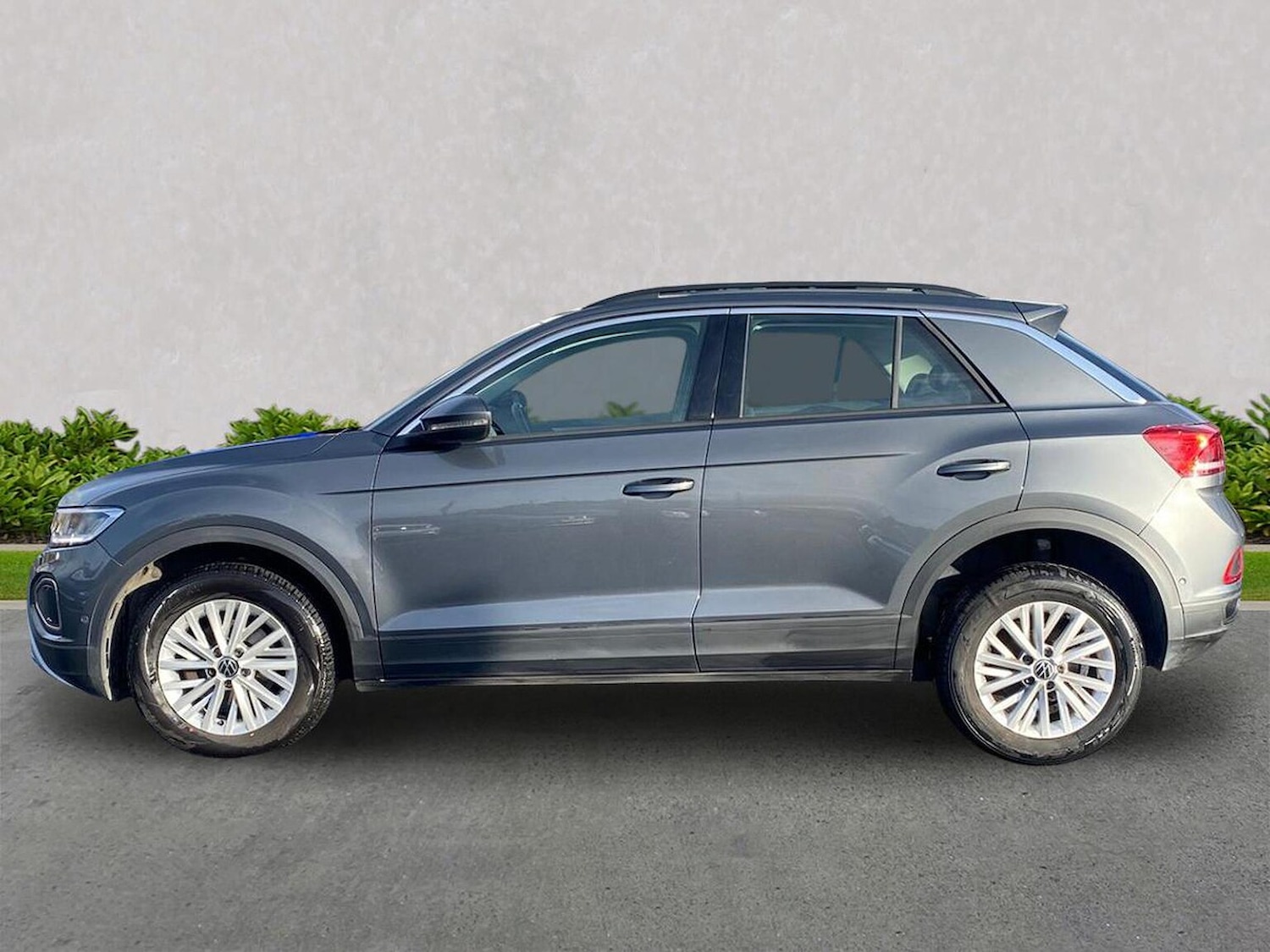 Used Volkswagen T-Roc 2023 for sale - 76681776: Photo 19
