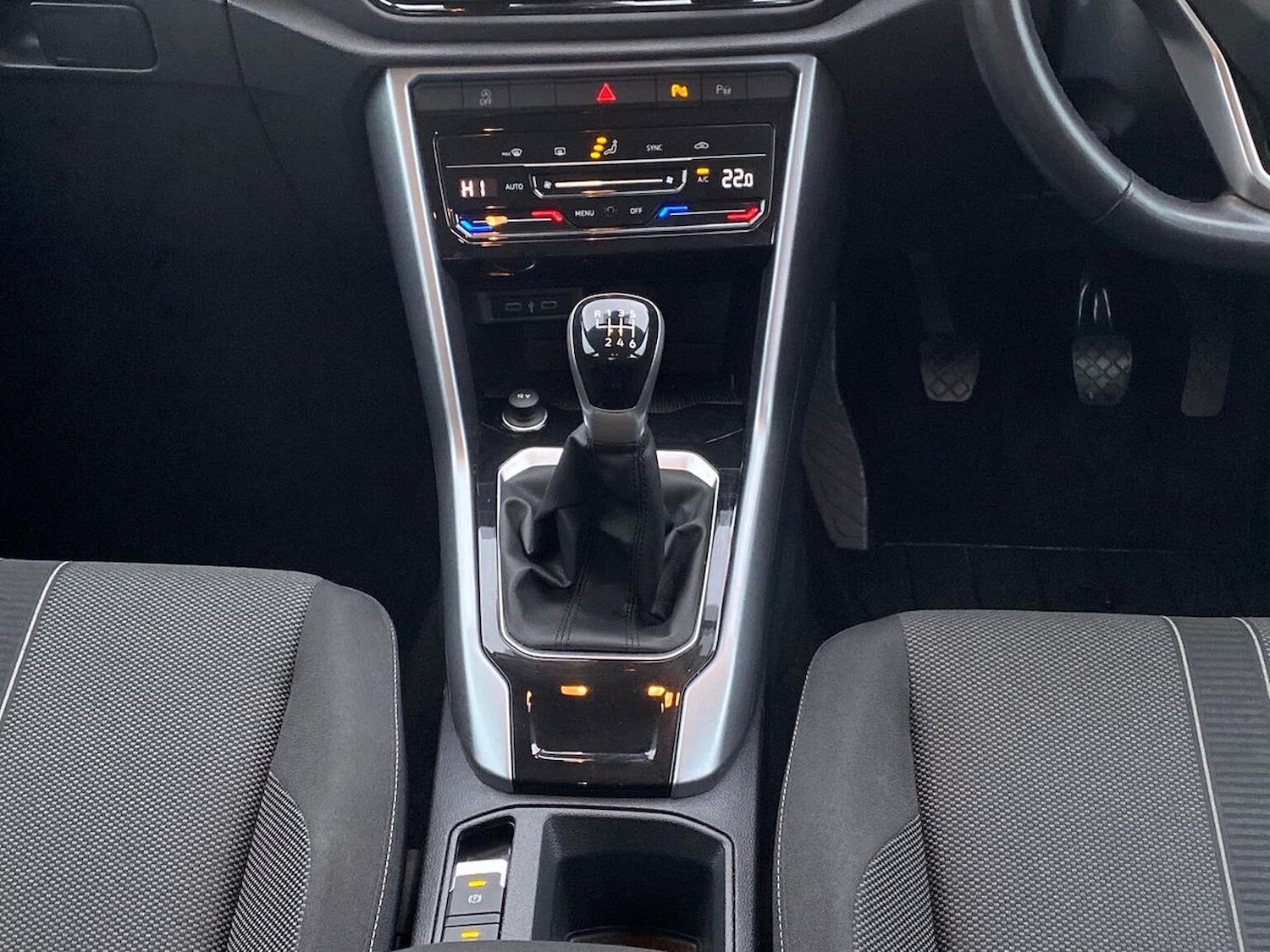 Used Volkswagen T-Roc 2022 for sale - 77896218: Photo 13