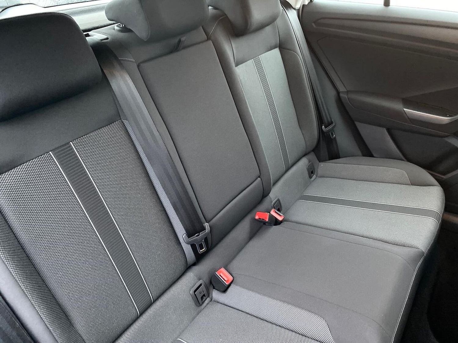 Used Volkswagen T-Roc 2022 for sale - 77896218: Photo 16