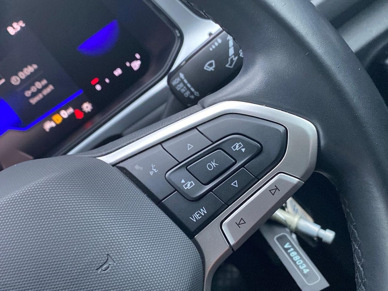 Used Volkswagen T-Roc 2022 for sale - 77896218: Photo 24