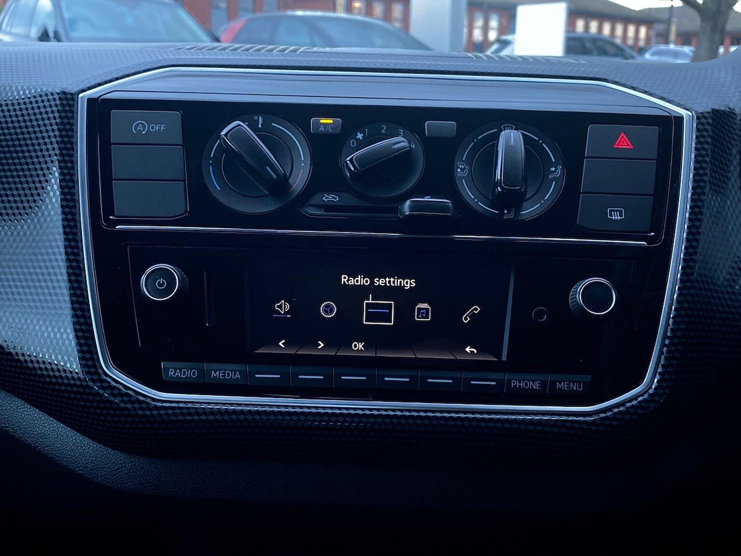 Used Volkswagen up! 2018 for sale - 76699509: Photo 11