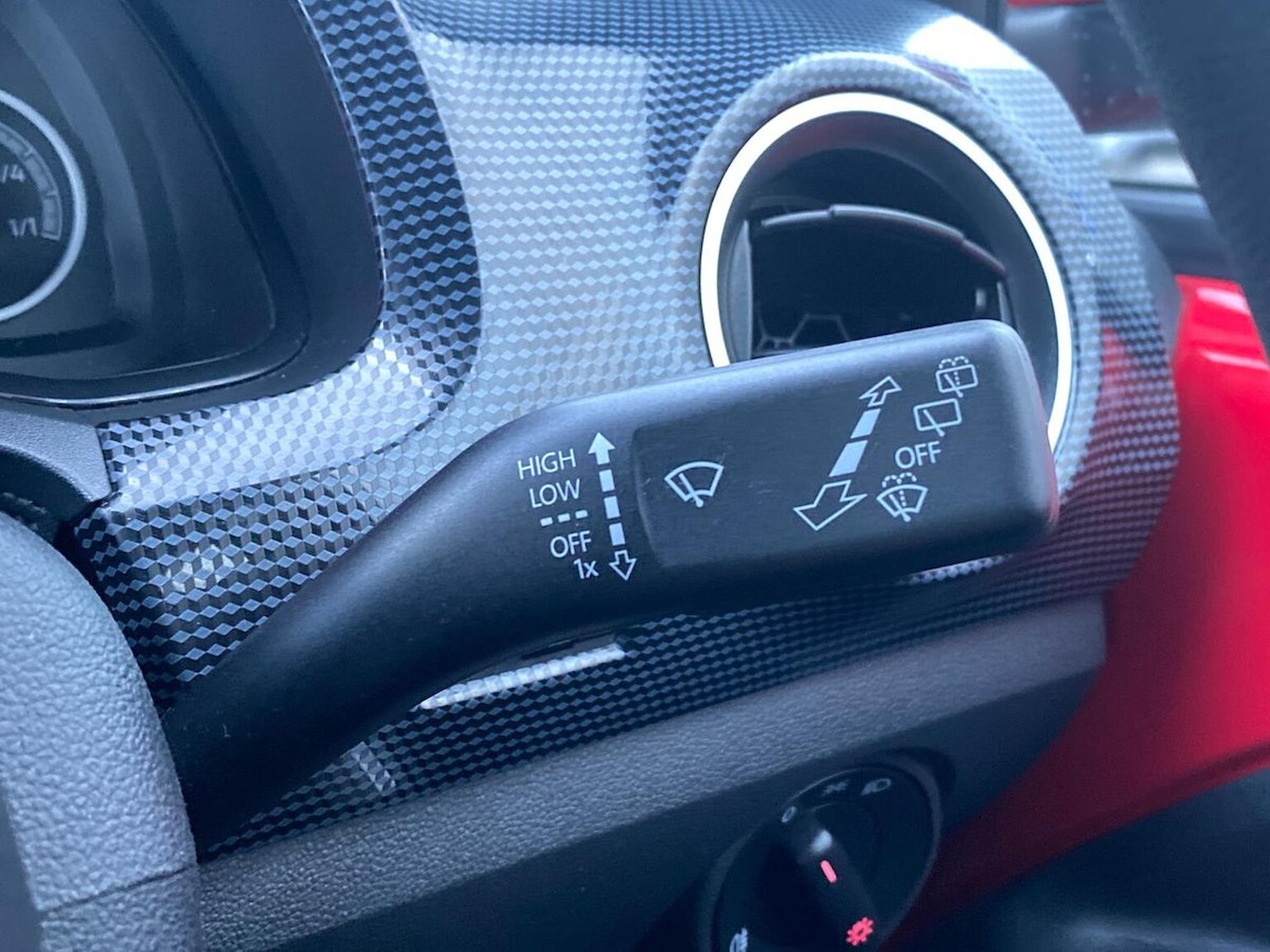 Used Volkswagen up! 2018 for sale - 76699509: Photo 23